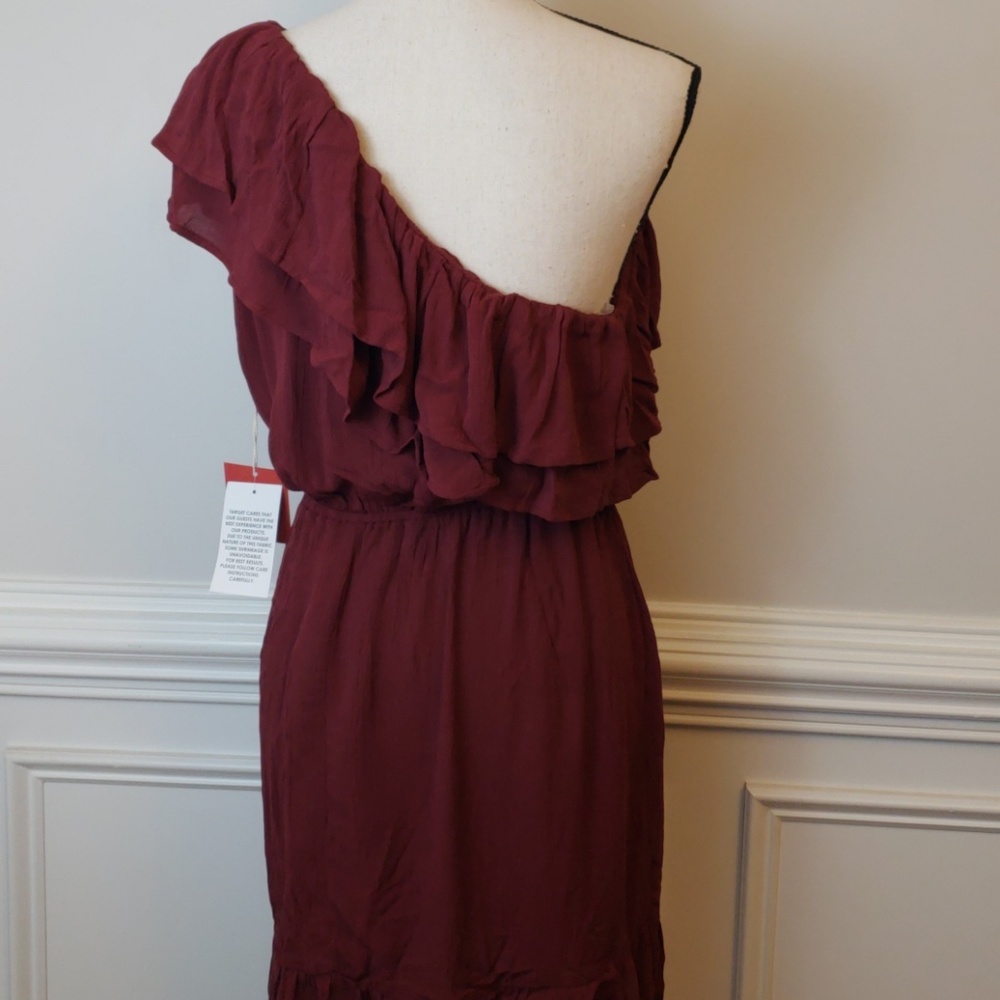 One Shoulder Ruffle Dress - Picture 5 of 7